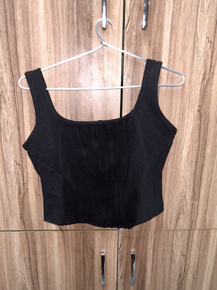 Crop Top With Back Zip