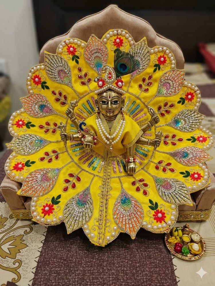 Exquisite Lord Krishna Deity Outfit
