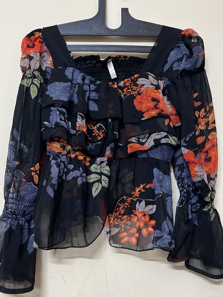 Floral Print Ruffle Top