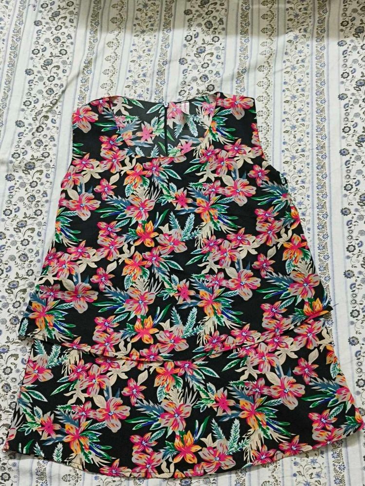 Tropical Floral Tiered Tunic Top