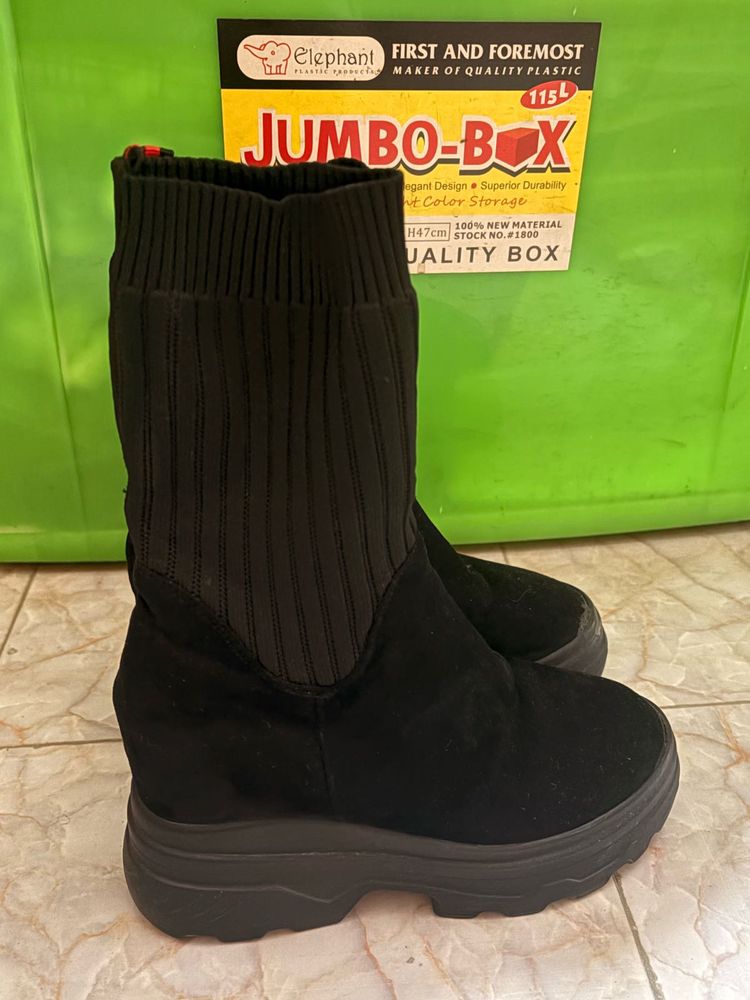Stylish Black Wedge Boots