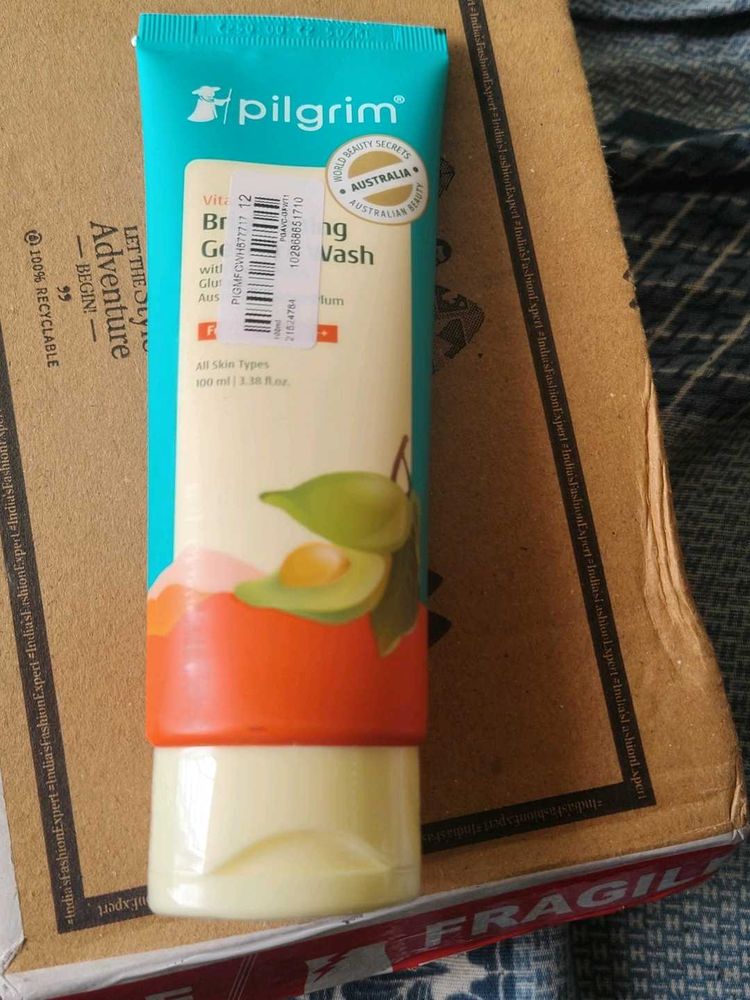 Pilgrim Vitamin C Brightening Face Wash
