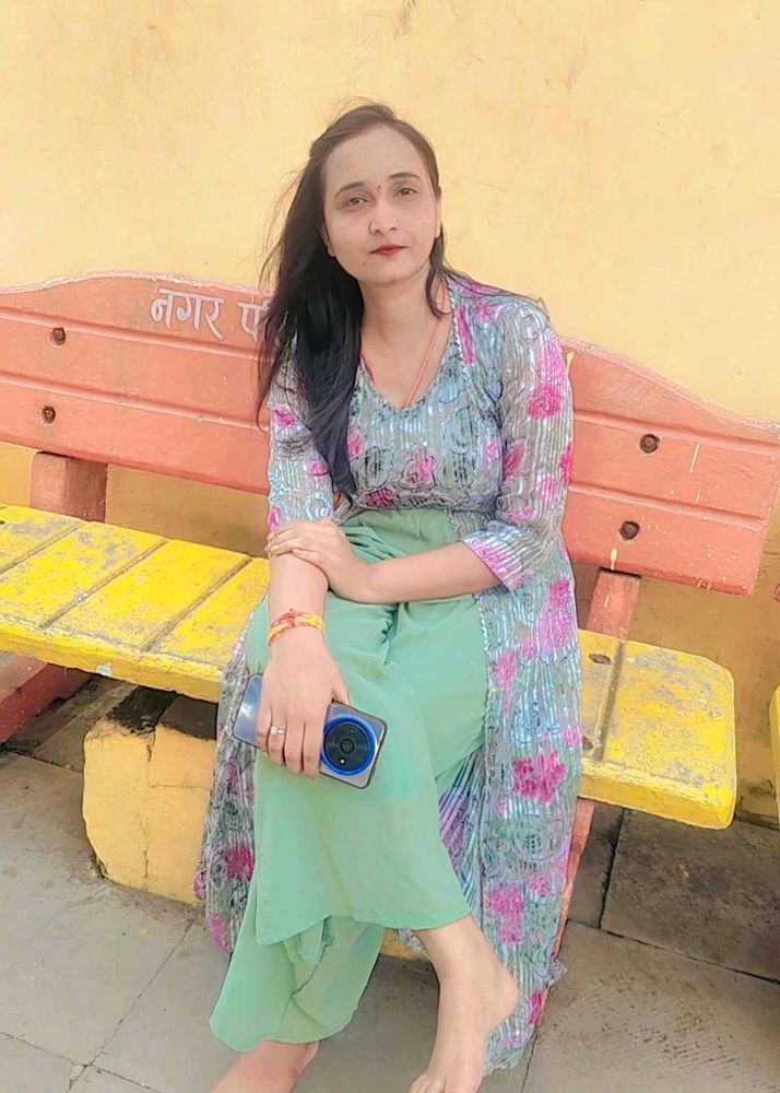 Elegant Sequined Kurta Set