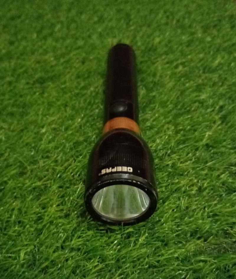 Geepas Rechargeable Flashlight