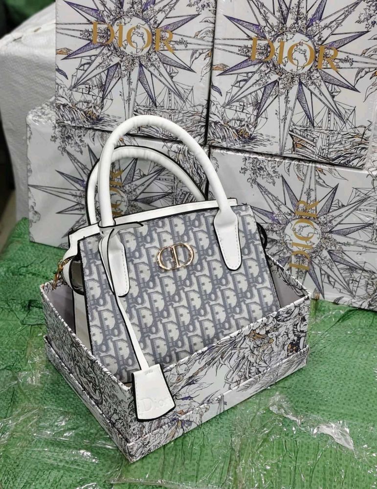 IMPORTED**DIOR LOOK* PREMIUM HANDBAGS+ SLING WD BO