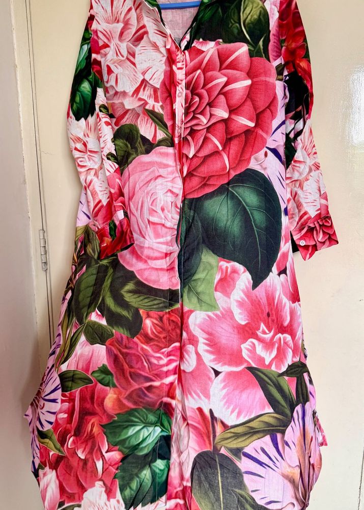 Bold Floral Print Kurta