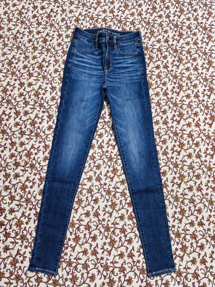 American Eagle High Waisted Jeans