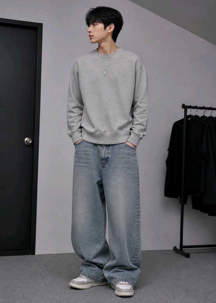 Uniqlo Men's  Crew Neck Sweater