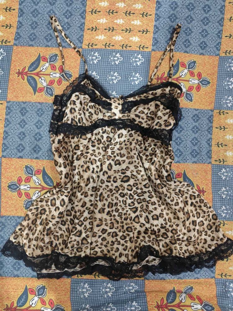 Leopard Print Lace Trim Top