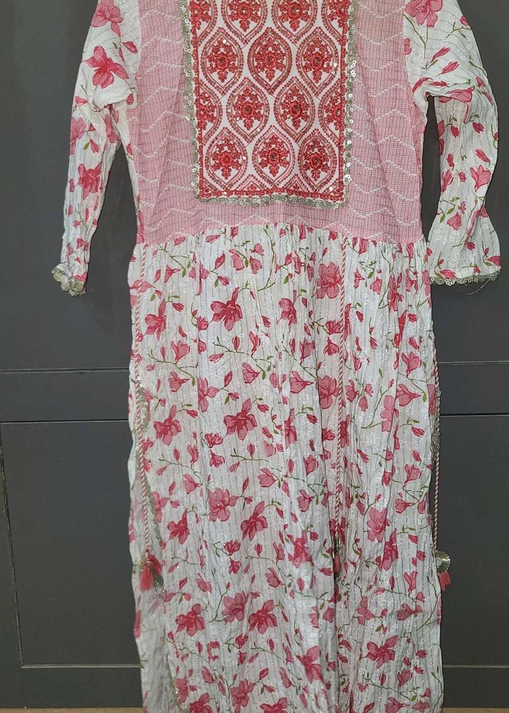 Beautiful Pink Floral Nyra Cut Kurta set