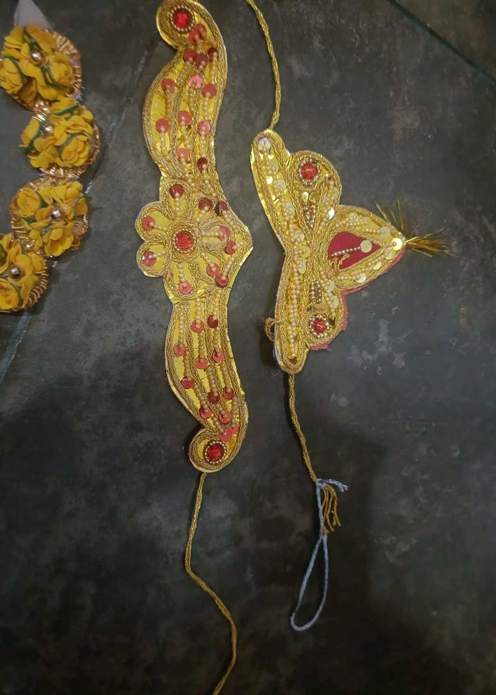Exquisite Gold &amp; Red Embellished Ethnic Accessory