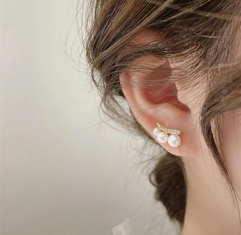 Pearl Drop Earrings