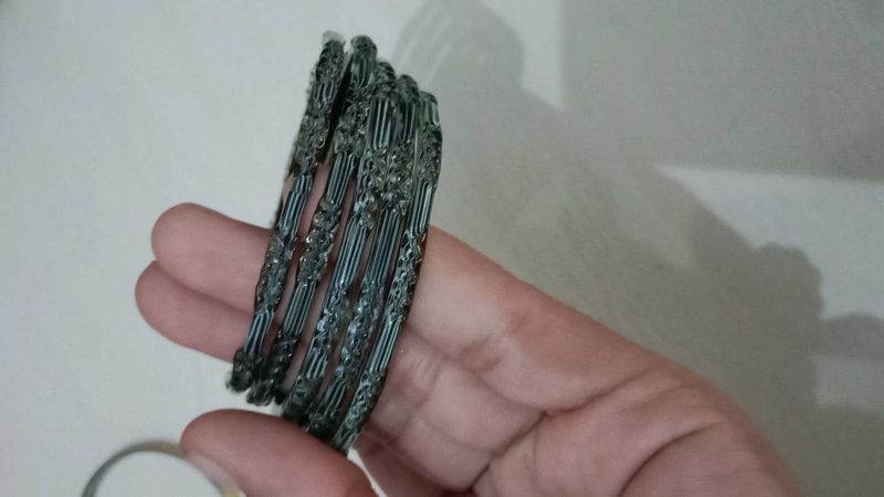 Unique Set of Bangles 5