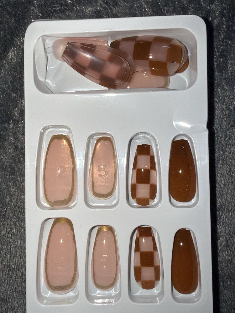Brown Checkered Press-On Nails