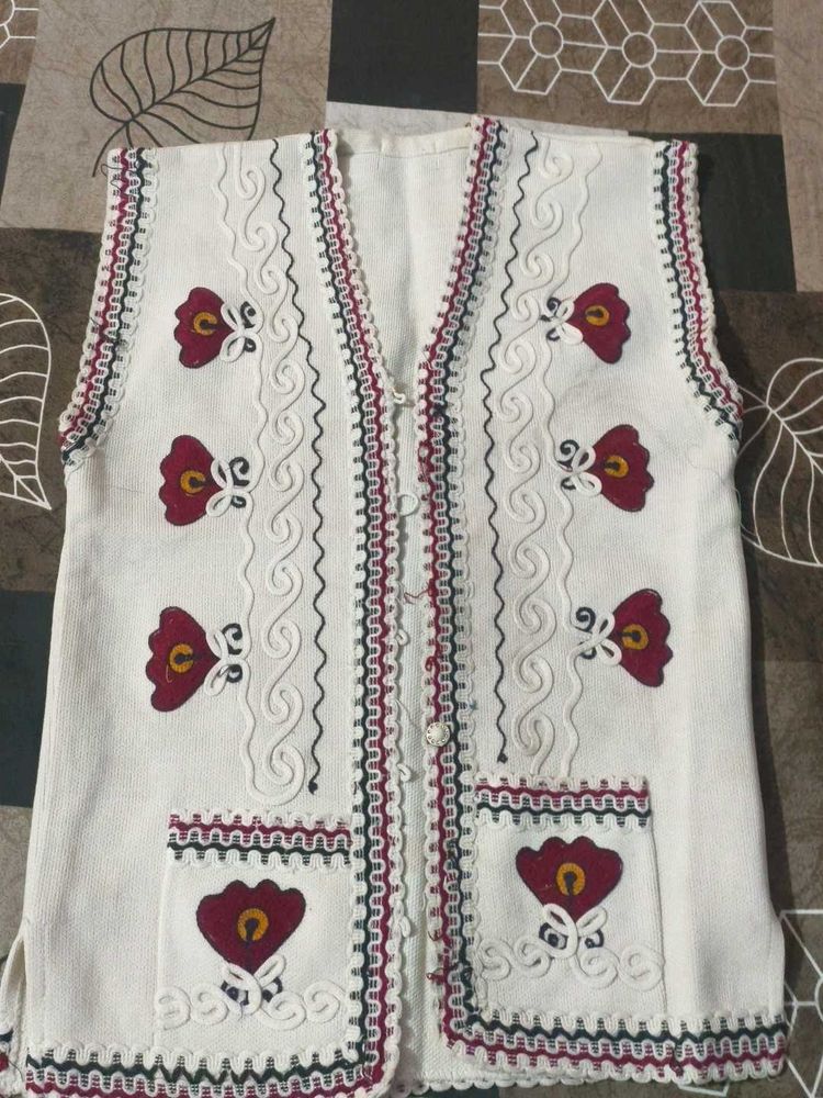 Embroidered Ethnic Vest
