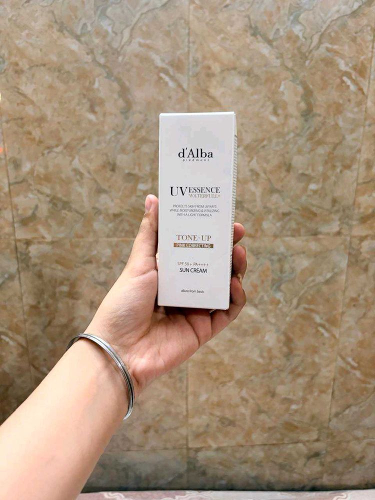 D'Alba UVessence Waterfull Tone-Up Sun Cream