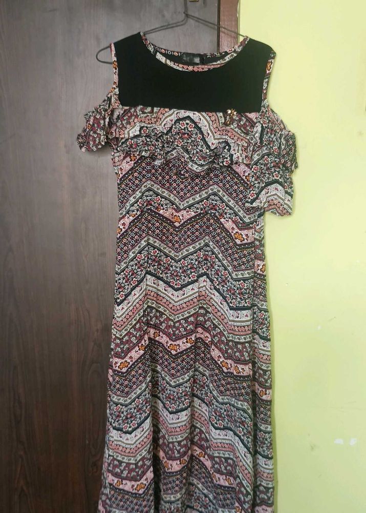 Patterned Cold Shoulder Maxi Dress