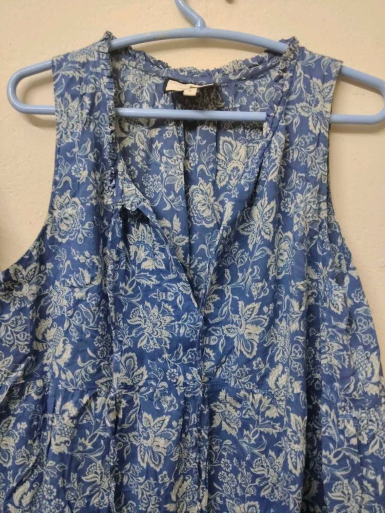 Blue Floral Sleevless Maxi Dress