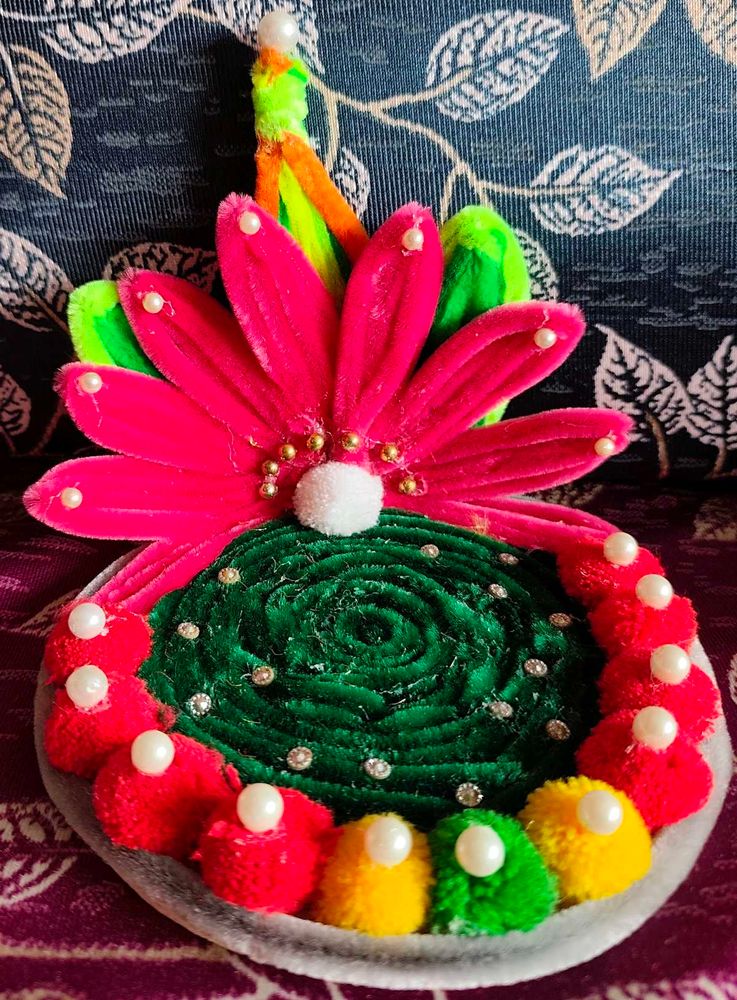 Decorative Floral Showpiece