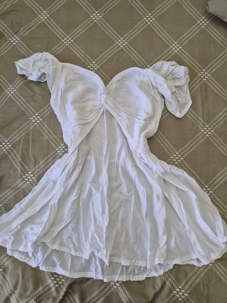 White Twist-Front  Top with Ruffled Sleeve