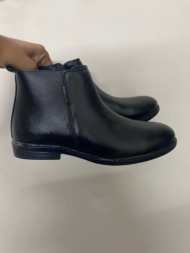 Classic Black Chelsea Boots