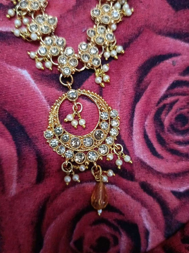Gold Tone Matha Patti
