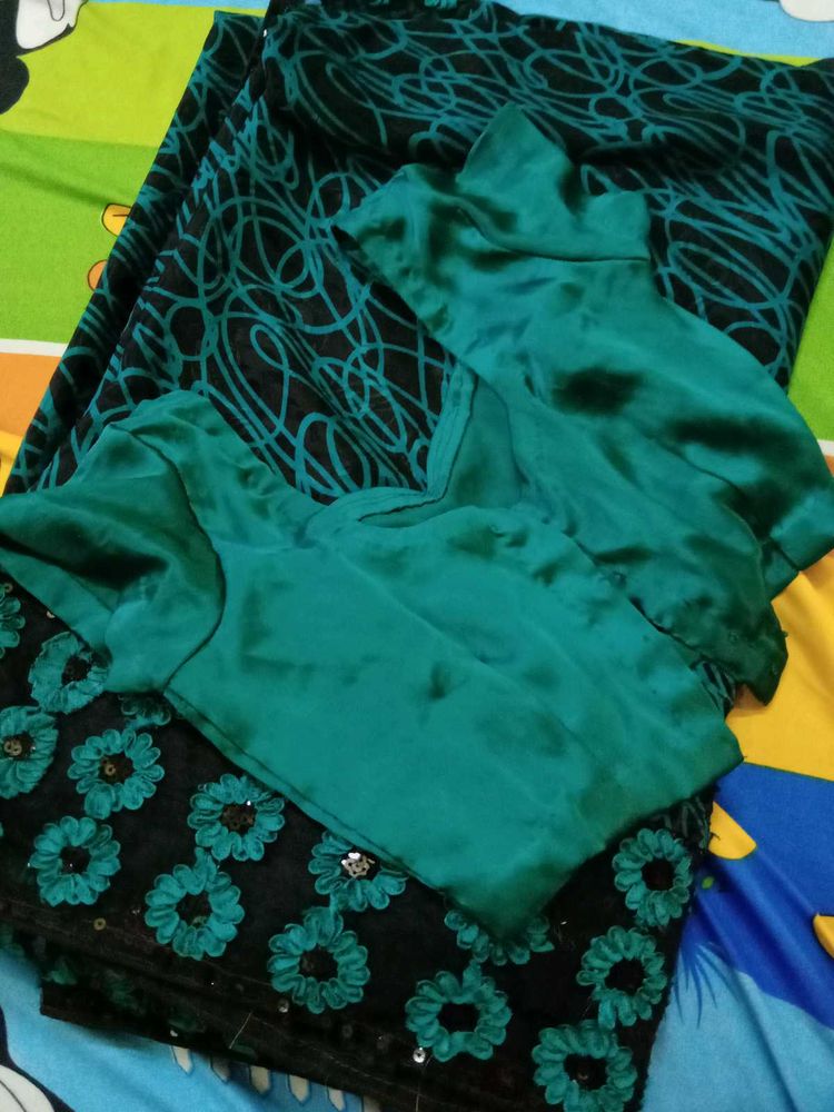 Saree With Blouse