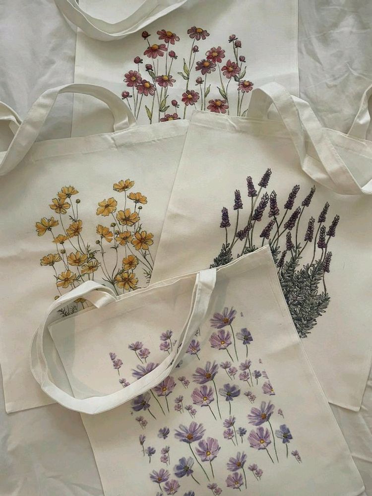 🌸PRICE DROP FOR LIMITED TIME🌸Custom Tote Bags✨