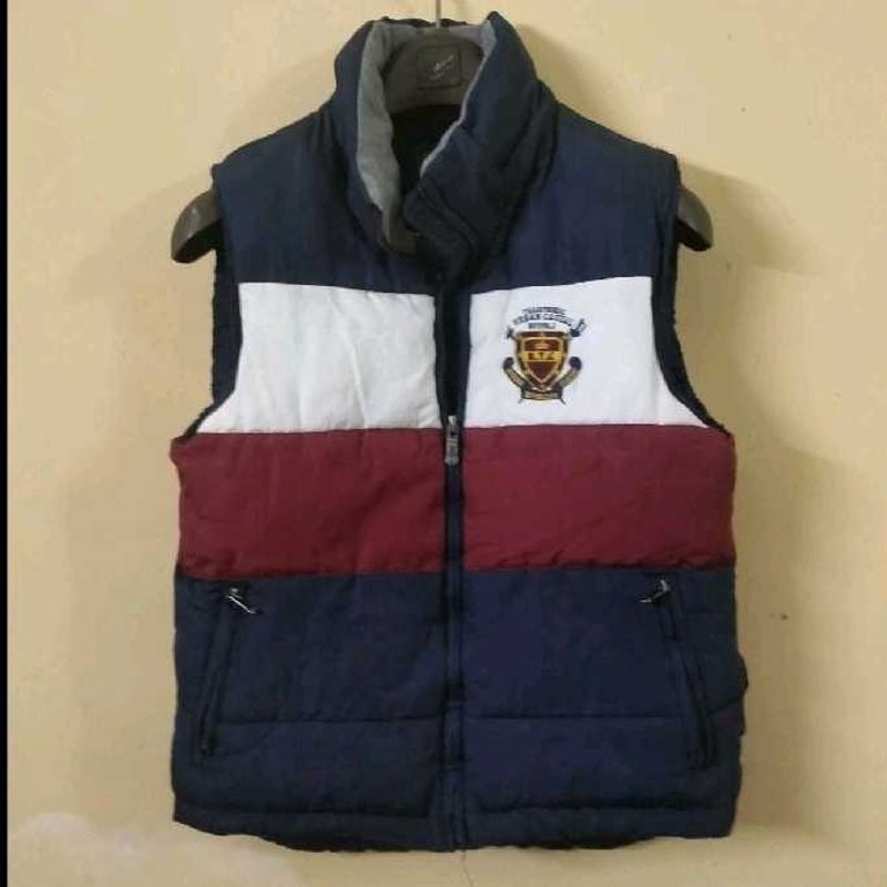 warm sleeveless jacket with hoodie for kids