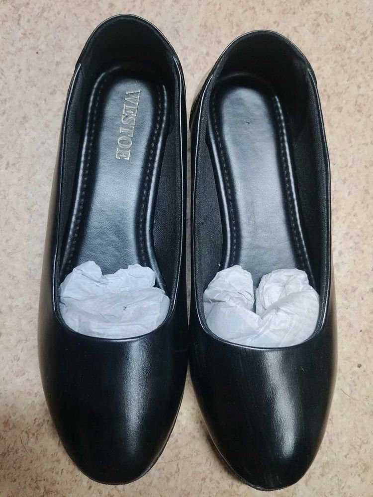 Classic Black Ballerina Flats