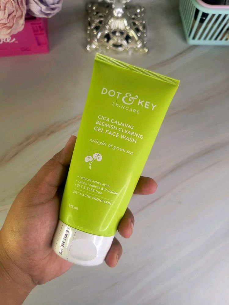 Dot &amp; Key Cica Calming Gel Face Wash