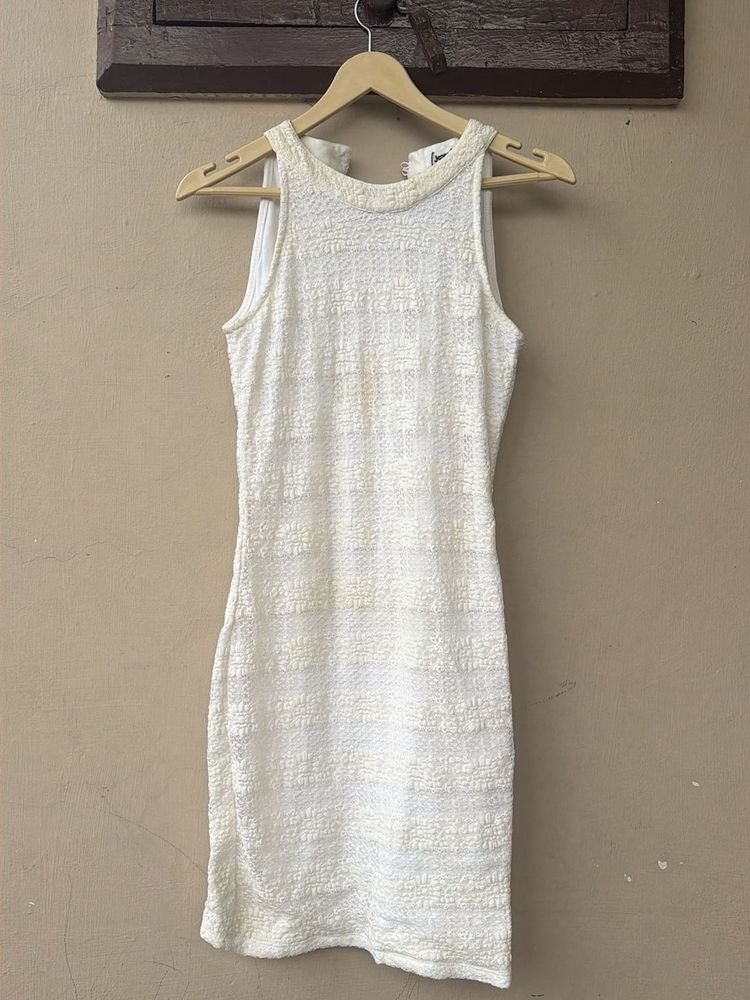 White Sleeveless Dress 🤍✨