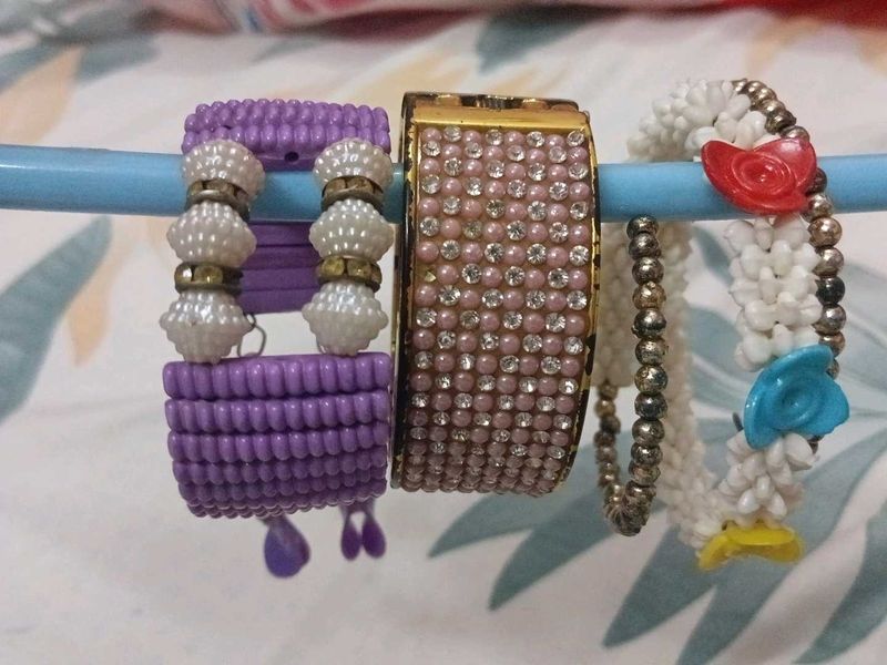 Bracelets (pack of 3)