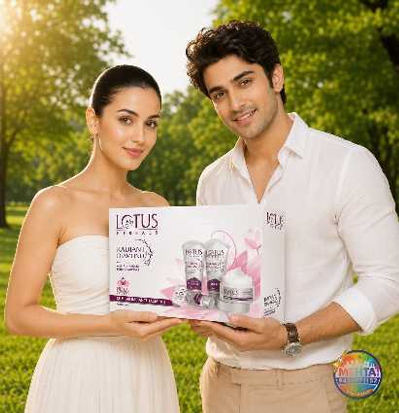 Lotus Herbals Radiant Skin Set