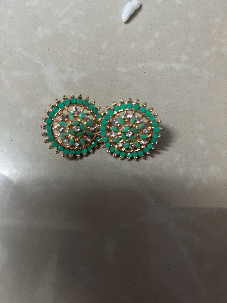 Earings