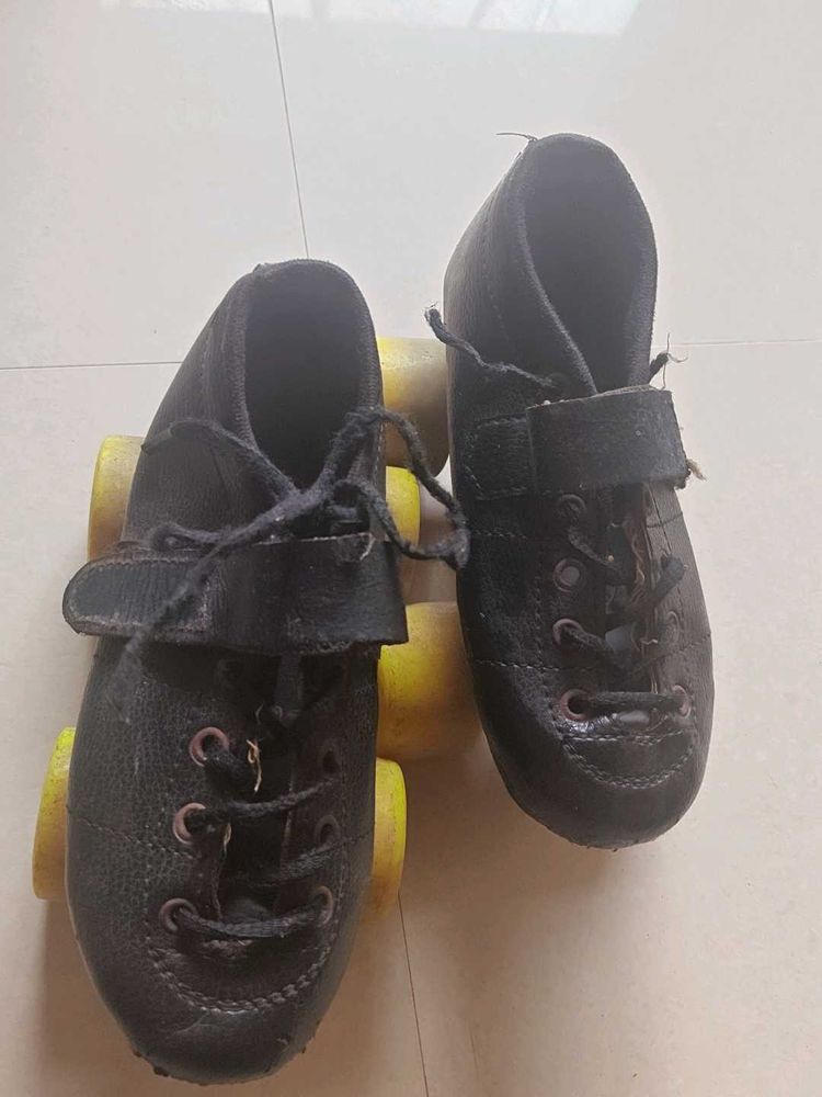Vintage Roller Skates