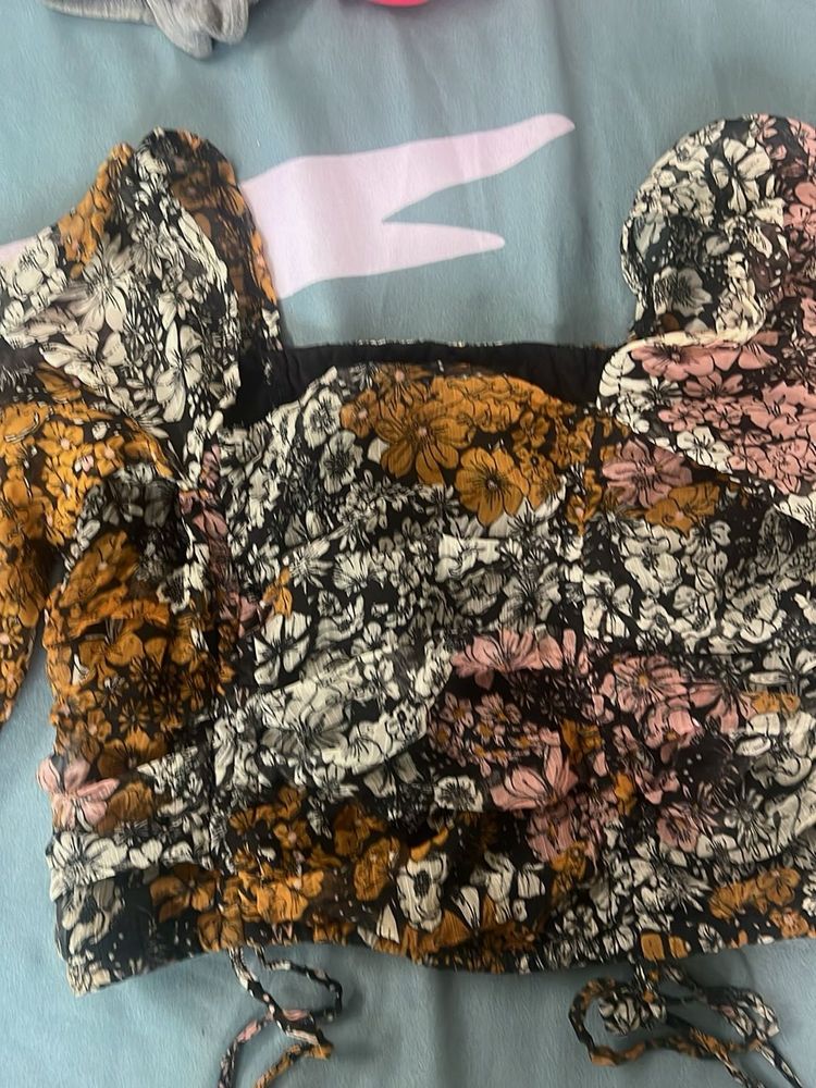 Floral Ruffle Cropped Top
