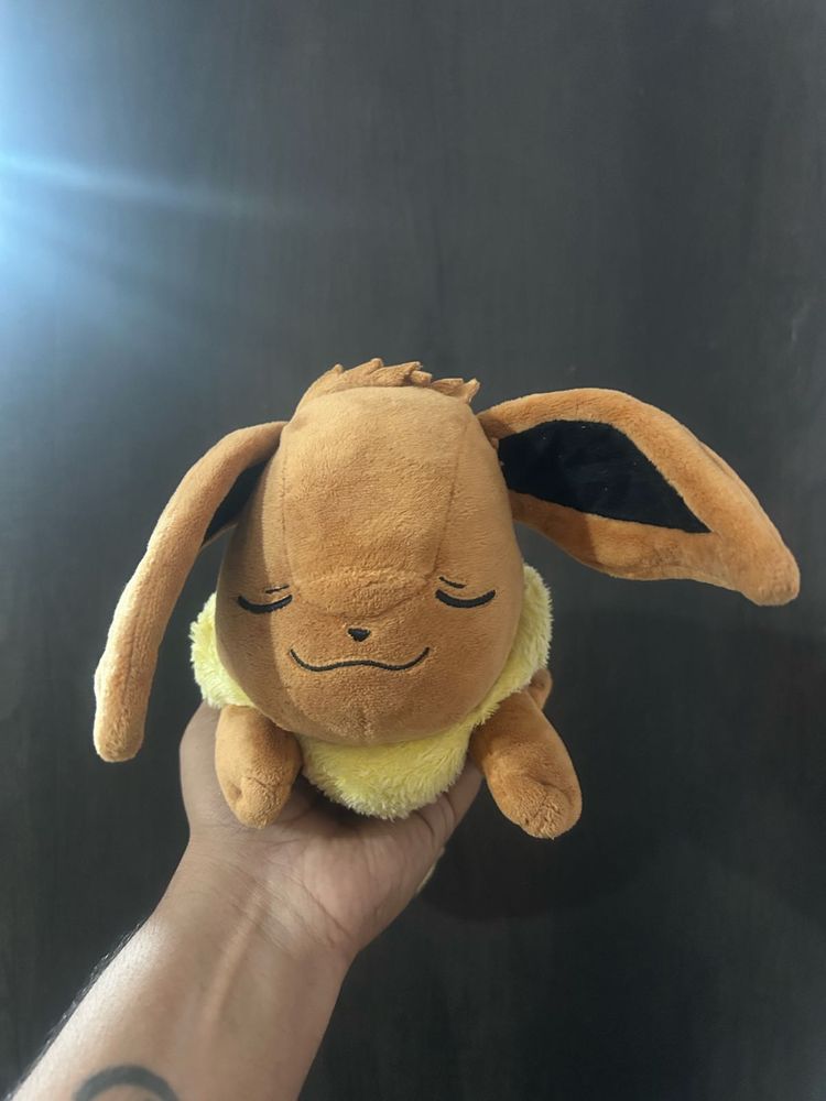 Pokemon Eevee Sleeping Plush - 18-Inch Premium
