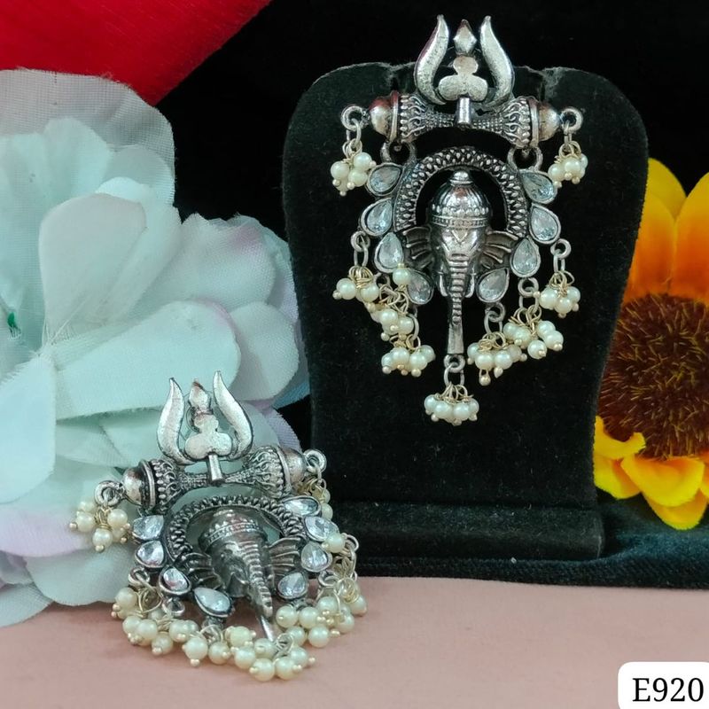 Lord Ganesha &amp; Trishul Jhumka Earrings