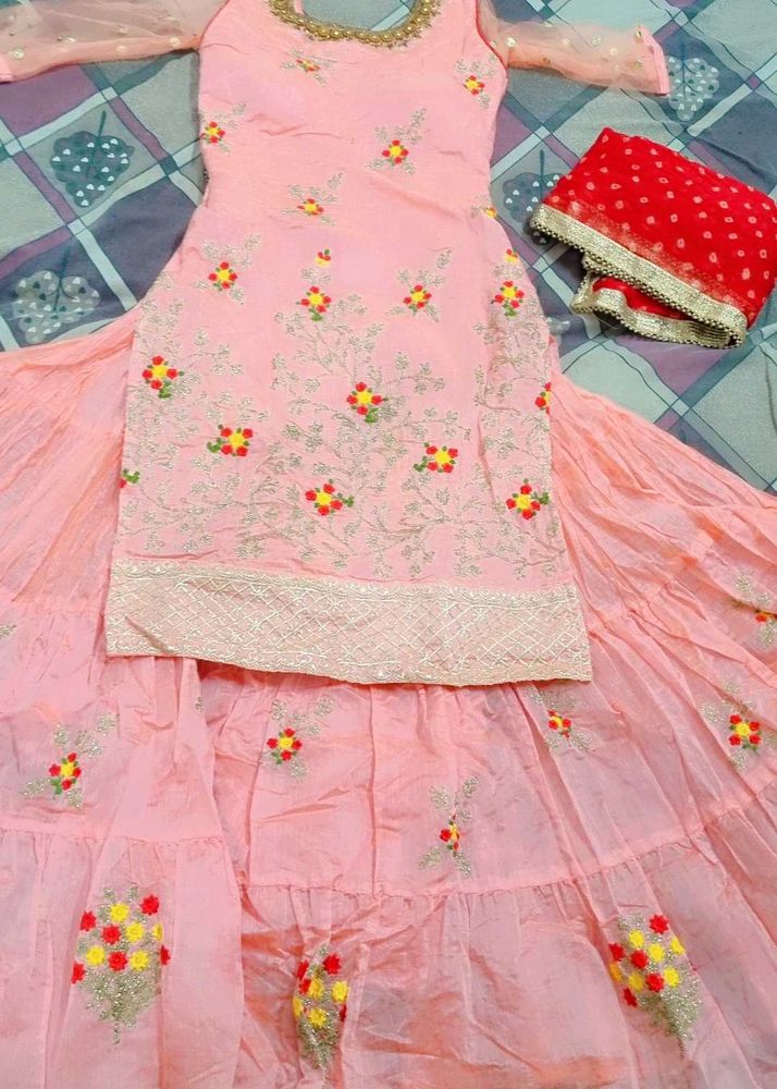 peach color Ethnic Kurta Set
