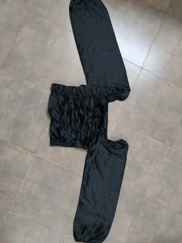 black puffy sleeve crop top