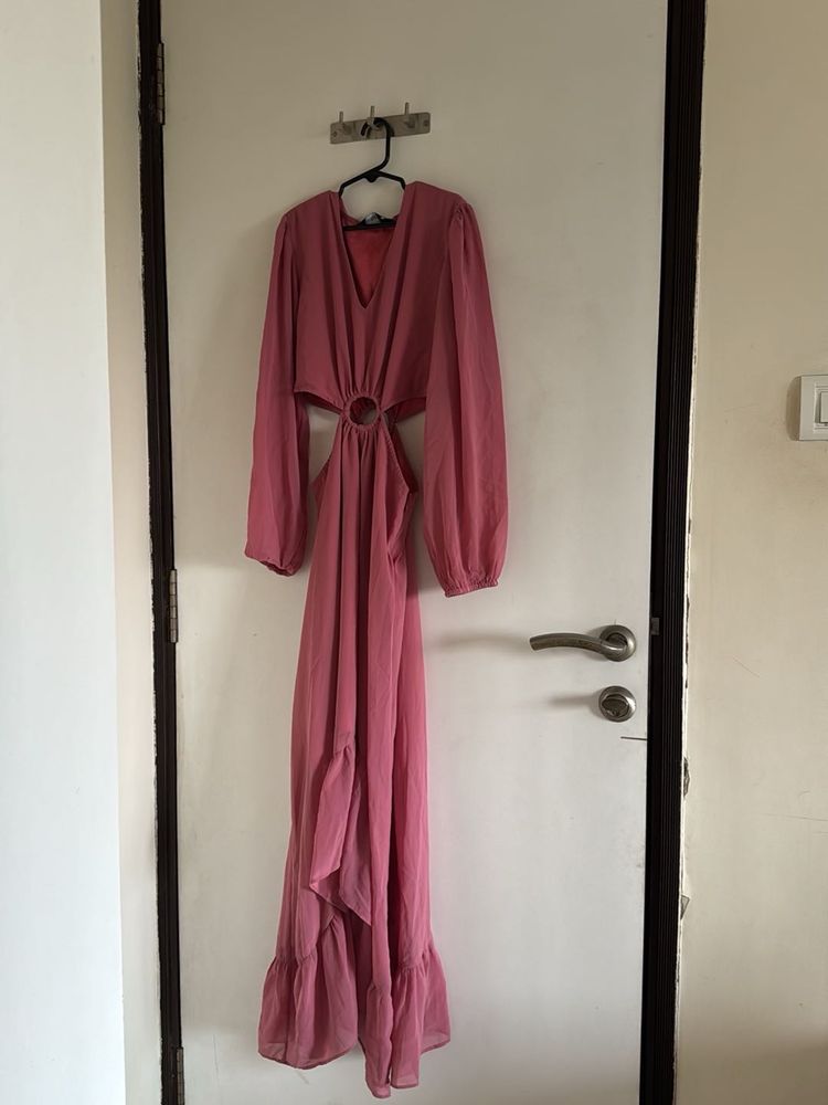 Chic Pink Cut-Out Maxi Dress
