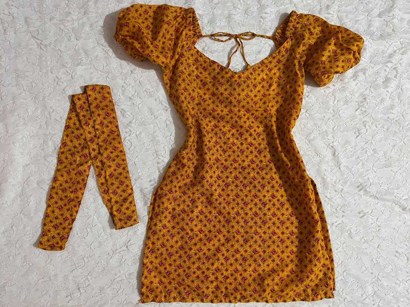 Desi Women's Ethnic Kurta Set