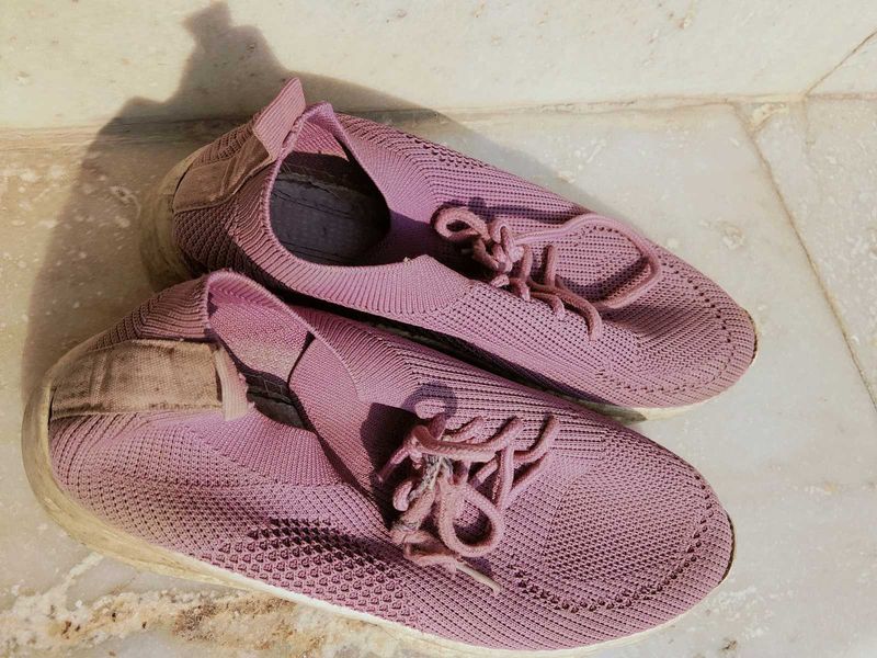Comfortable Pink Knit Sneakers