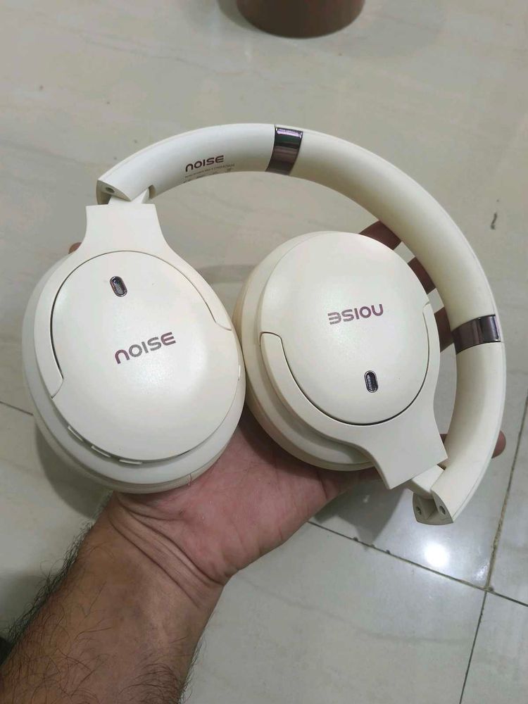 Noise Over-Ear Headphones