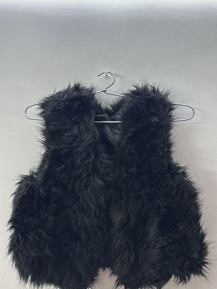 Black Wolf Fur Jacket Sleeveless Fancy Jacke