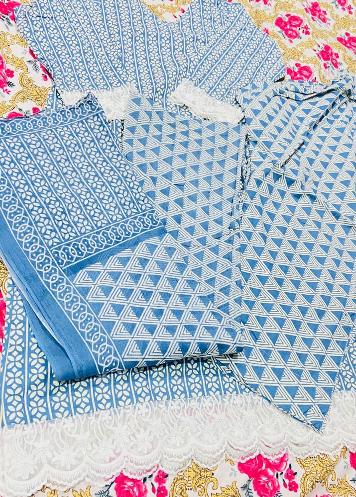 Blue Geometric Print Kurta Set with Lace