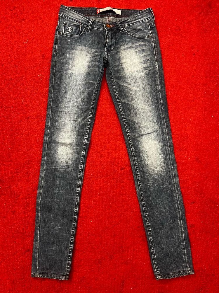 Stylish Women's Blue Denim Jeans
