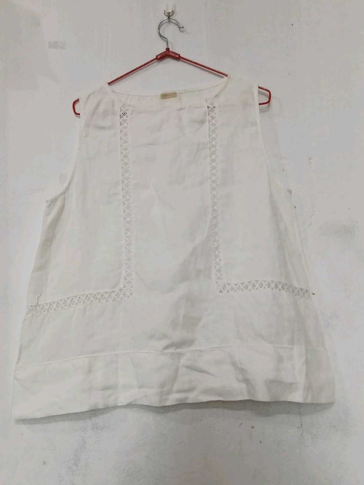 Linen Chic White Sleeveless Top with Lace Details