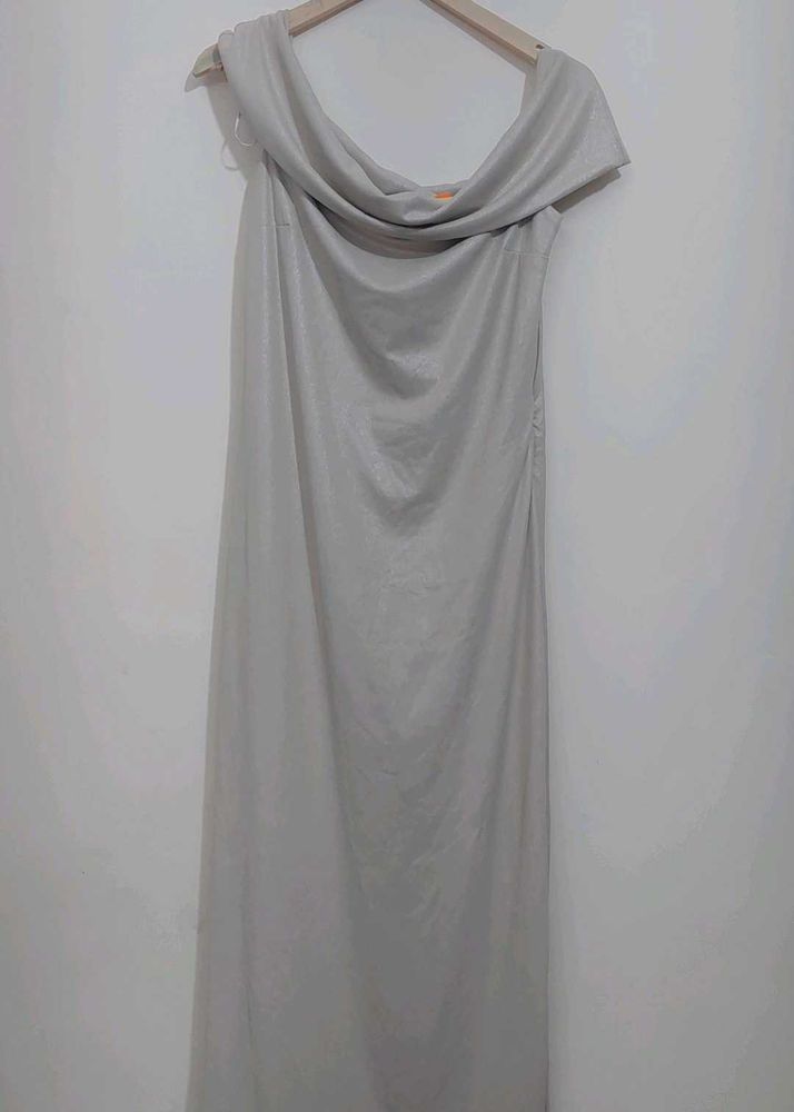 Silver Elegant Off-Shoulder Maxi Dress 36 Bust